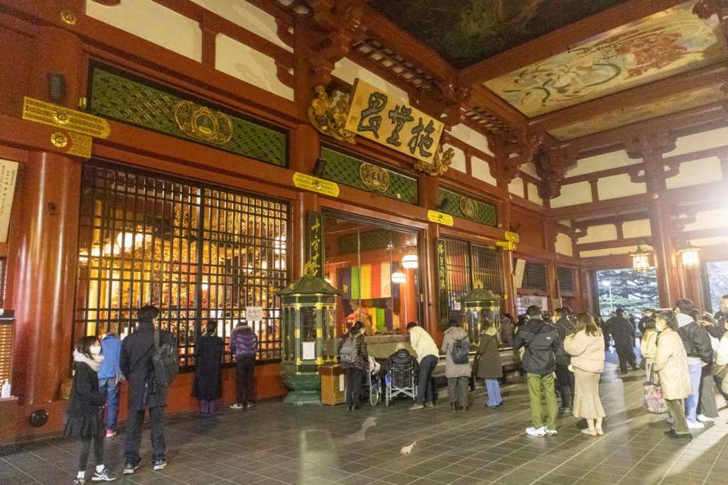 Moja-Okuri at Sensoji Temple (Taito, Tokyo)